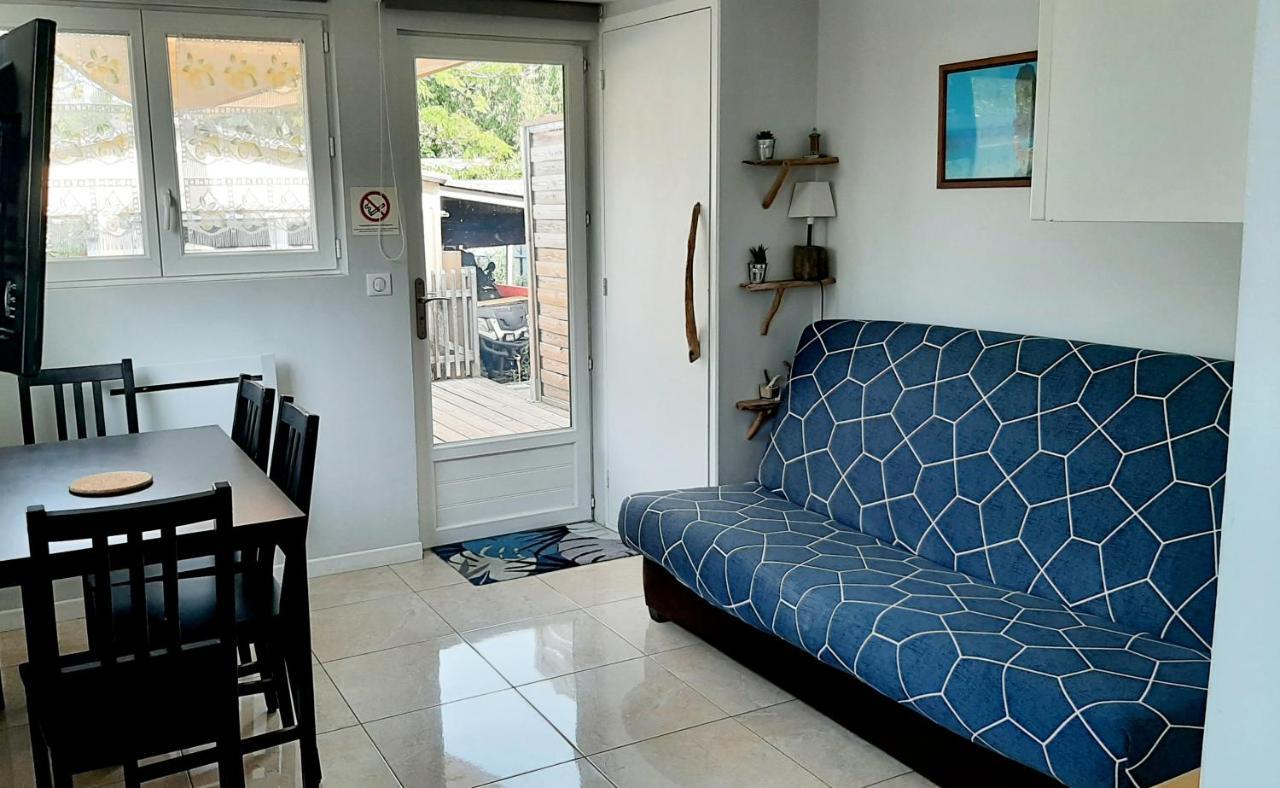 Maisonnette Bois Flottes Salles  Ngoại thất bức ảnh